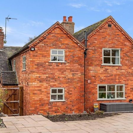 6Br Luxury Cottage, Hot Tubs, Hoar Cross, Staffordshire Newborough  Экстерьер фото