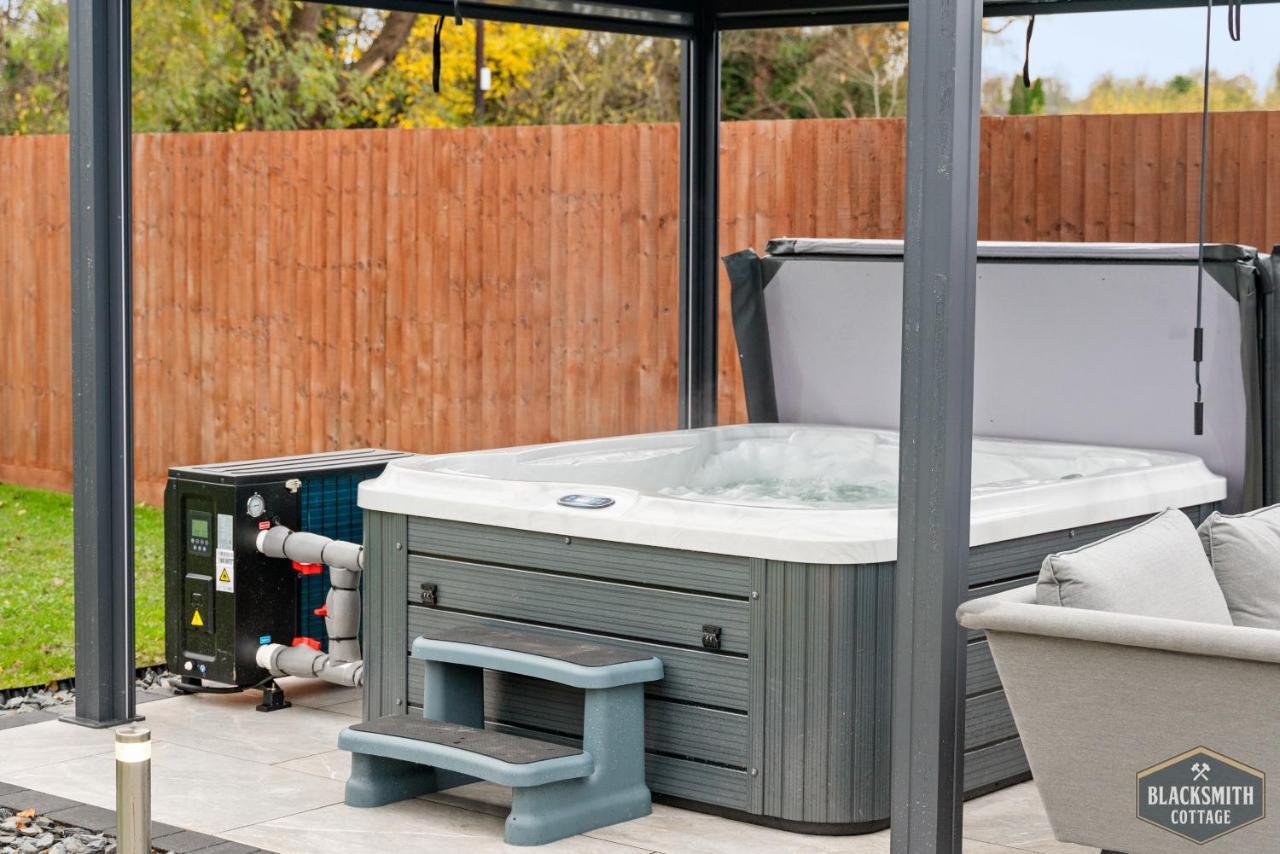 6Br Luxury Cottage, Hot Tubs, Hoar Cross, Staffordshire Newborough  Экстерьер фото